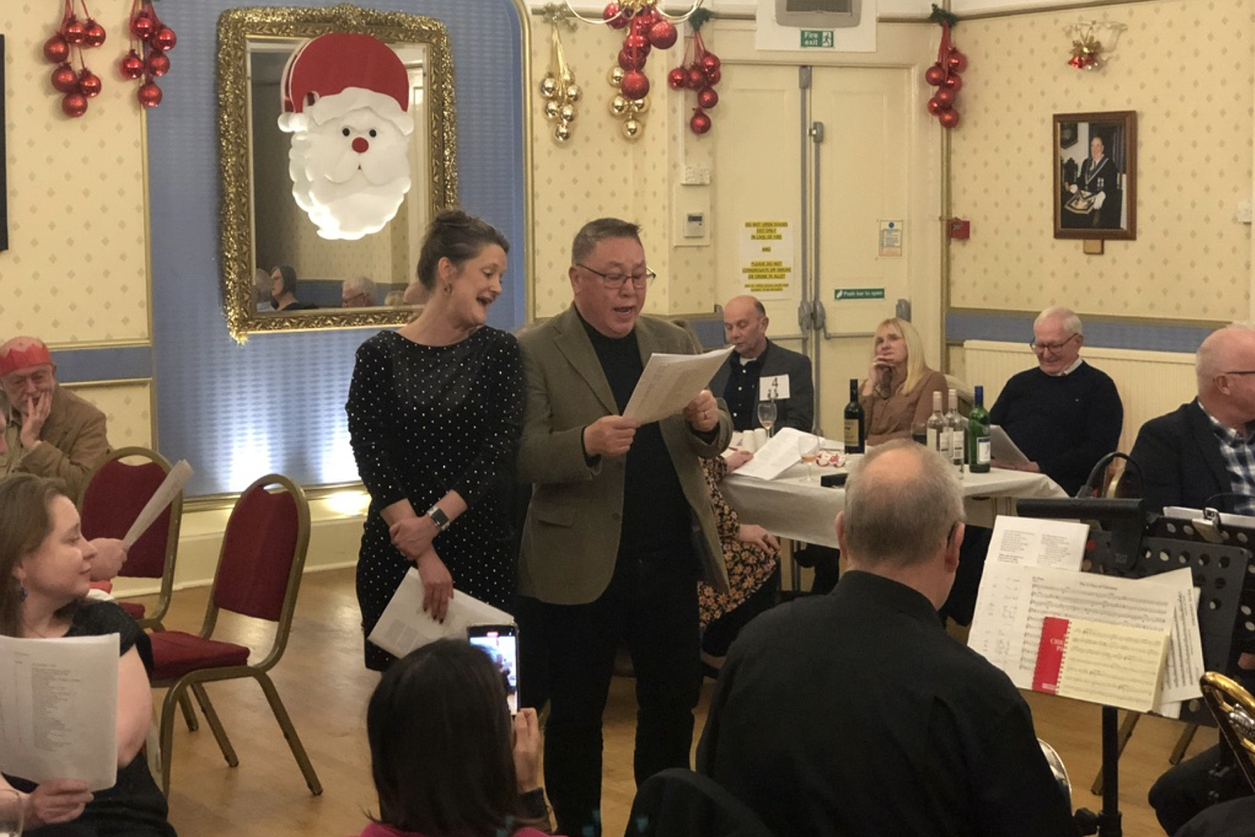Veritas Lodge goes Crackers for Christmas