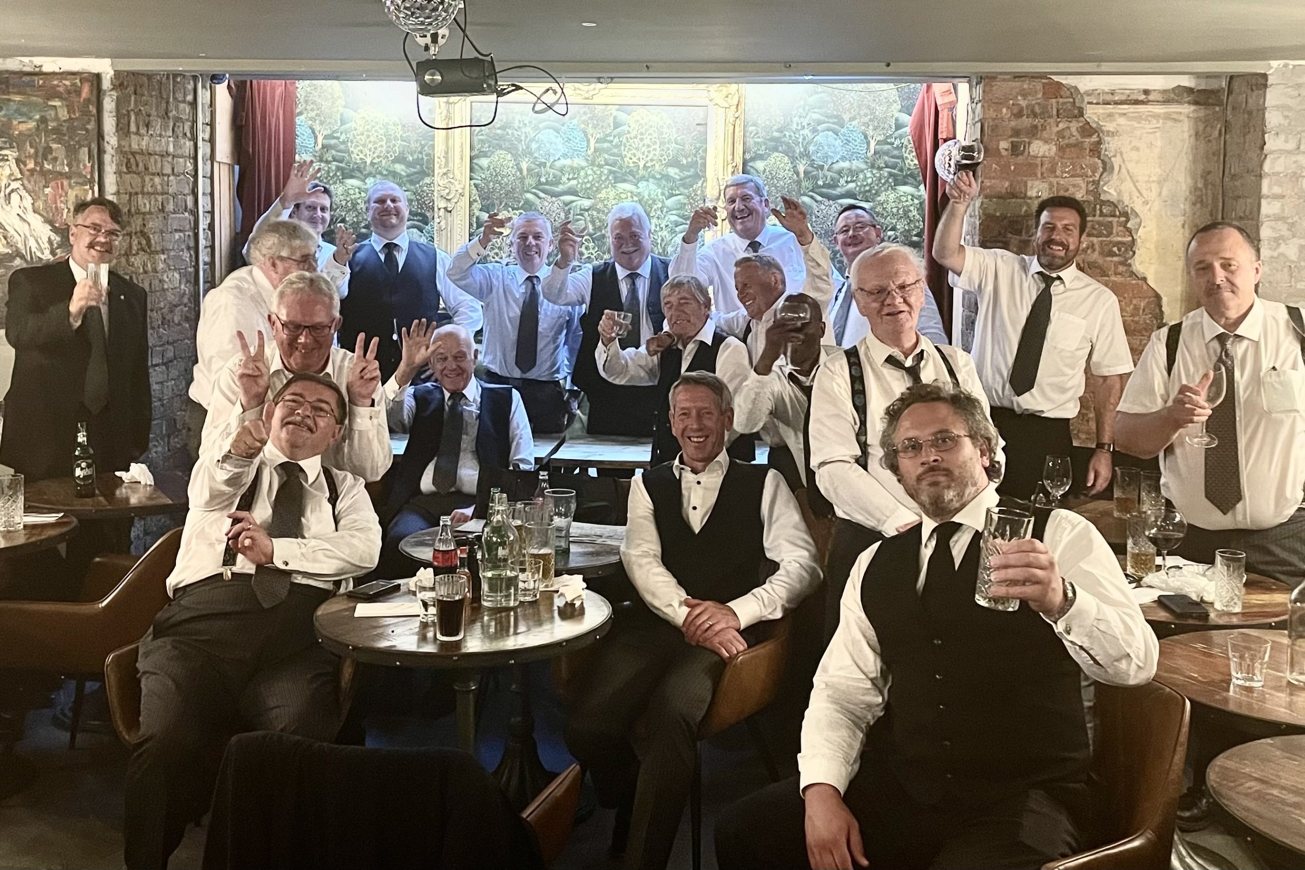 Bedfordshire Enjoy Their Visit to Quarterly Comms